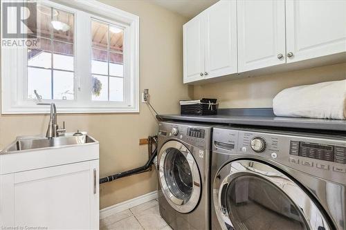 5129 Mount Nemo Crescent, Burlington, ON - Indoor Photo Showing Laundry Room