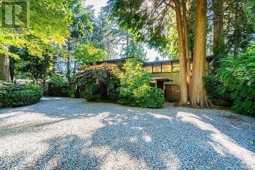 6070 Marine Drive, West Vancouver, BC - Outdoor