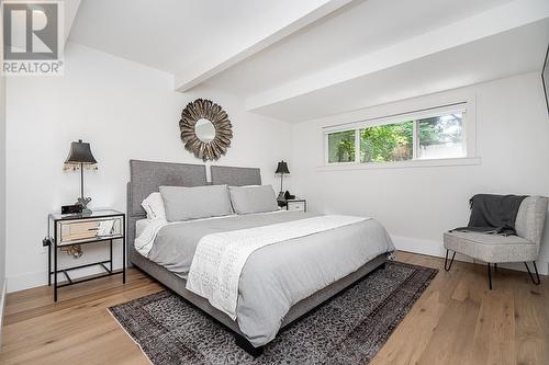 6070 Marine Drive, West Vancouver, BC - Indoor Photo Showing Bedroom