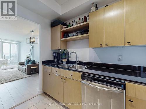 3202 - 373 Front Street W, Toronto, ON - Indoor Photo Showing Kitchen With Double Sink