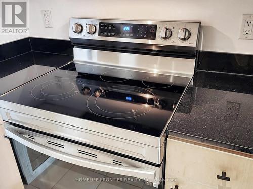 3202 - 373 Front Street W, Toronto, ON - Indoor Photo Showing Kitchen