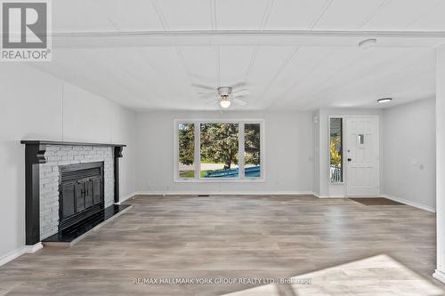 52 Damsel Circle, Georgina, ON - Indoor Photo Showing Living Room With Fireplace