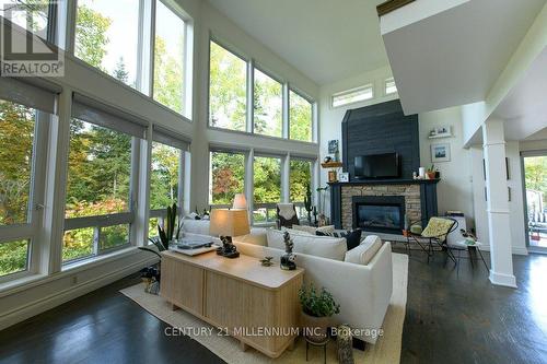 3 Simcoe Street, Wasaga Beach, ON - Indoor Photo Showing Living Room With Fireplace