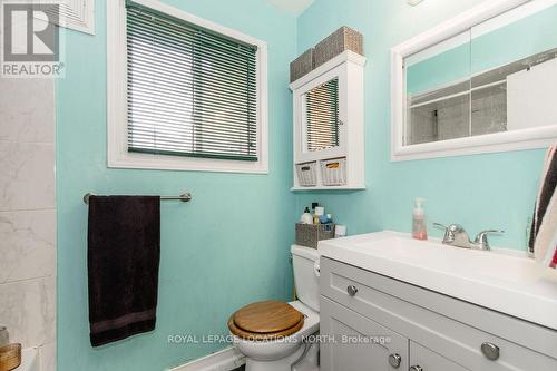 77 - 1095 Mississaga Street W, Orillia, ON - Indoor Photo Showing Bathroom