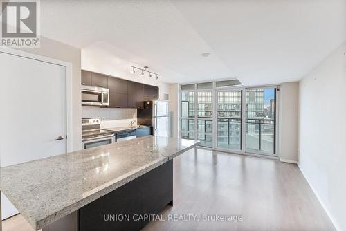 1801 - 38 Joe Shuster Way, Toronto, ON - Indoor Photo Showing Kitchen