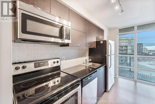 1801 - 38 Joe Shuster Way, Toronto, ON - Indoor Photo Showing Kitchen