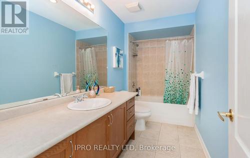 70 Southlake Boulevard, Brampton, ON - Indoor Photo Showing Bathroom