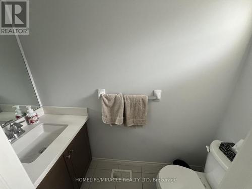 118 Dunrobin Lane, Grimsby, ON - Indoor Photo Showing Bathroom