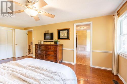 93 Turnbull Road, Hamilton, ON - Indoor Photo Showing Bedroom