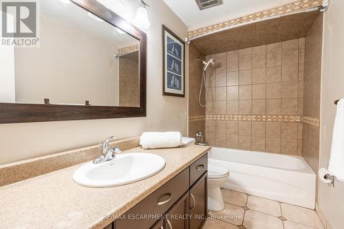 93 Turnbull Road, Hamilton, ON - Indoor Photo Showing Bathroom