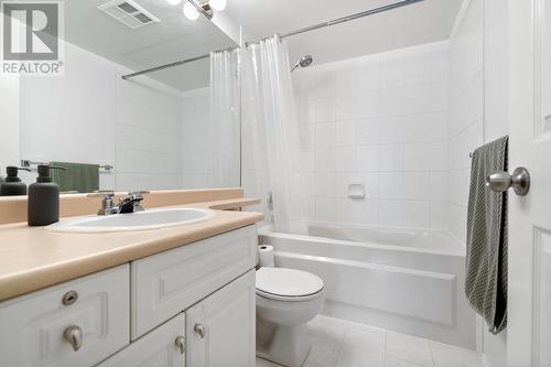 308 1655 Grant Avenue, Port Coquitlam, BC - Indoor Photo Showing Bathroom