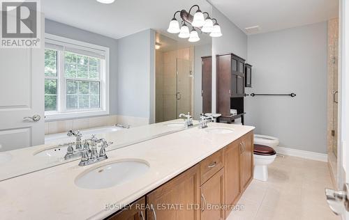 521 Broadway Avenue, Toronto, ON - Indoor Photo Showing Bathroom