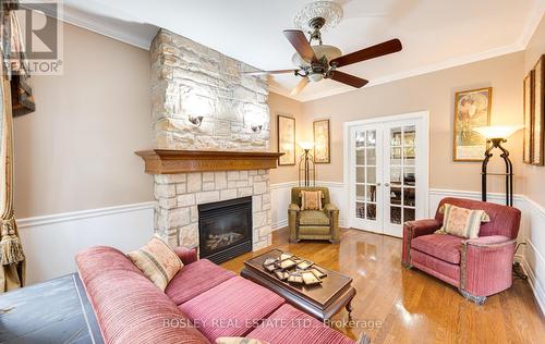 521 Broadway Avenue, Toronto, ON - Indoor Photo Showing Living Room With Fireplace