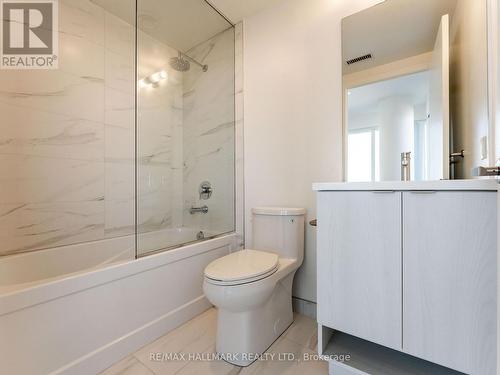 7203 - 138 Downes Street, Toronto, ON - Indoor Photo Showing Bathroom