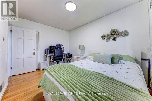 29 Portico Drive, Toronto, ON - Indoor Photo Showing Bedroom