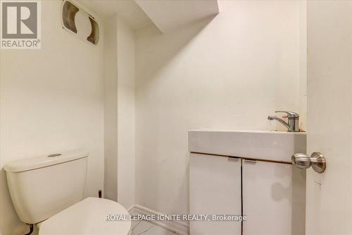 29 Portico Drive, Toronto, ON - Indoor Photo Showing Bathroom