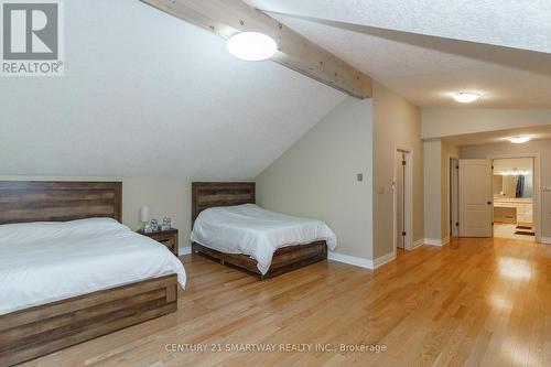 1066 Tally-Ho Winter Park Road, Lake Of Bays, ON - Indoor Photo Showing Bedroom