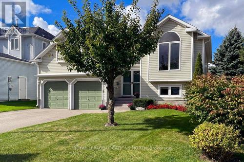 321 Balsam Street, Collingwood, ON - Outdoor With Facade