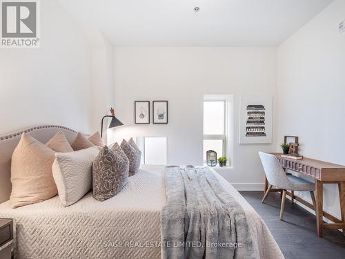 102 - 1183 Dufferin Street, Toronto, ON - Indoor Photo Showing Bedroom