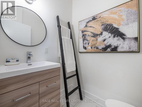 102 - 1183 Dufferin Street, Toronto, ON - Indoor Photo Showing Bathroom