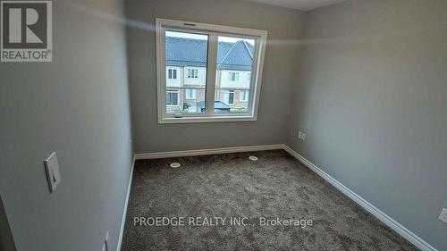 4 Oat Lane, Kitchener, ON - Indoor Photo Showing Other Room