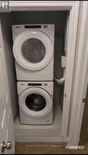 4 Oat Lane, Kitchener, ON - Indoor Photo Showing Laundry Room