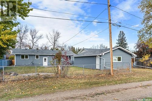 110 4Th Street E, Langham, SK - Outdoor