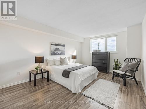 1506 - 260 Scarlett Road, Toronto, ON - Indoor Photo Showing Bedroom