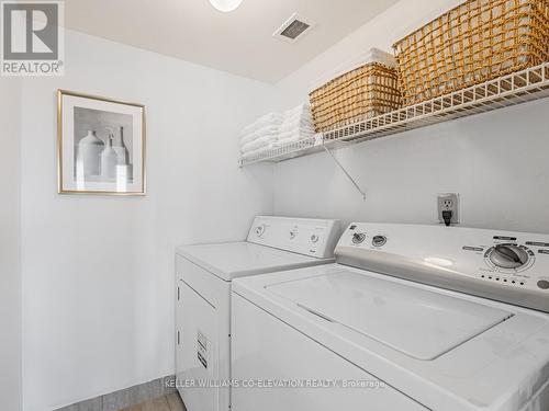 1506 - 260 Scarlett Road, Toronto, ON - Indoor Photo Showing Laundry Room