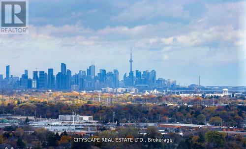 2110 - 115 Hillcrest Avenue, Mississauga, ON - Outdoor With View