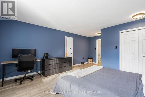 2 - 308 Conway Drive, London, ON - Indoor Photo Showing Bedroom