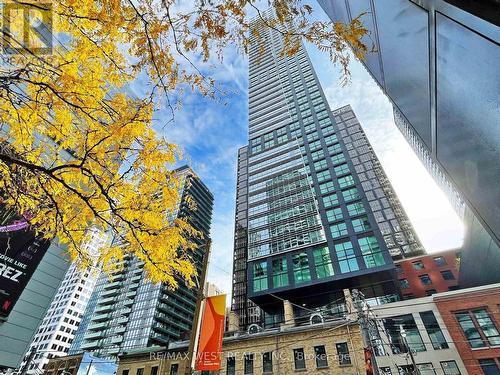 3106 - 321 King Street W, Toronto, ON - Outdoor With Facade