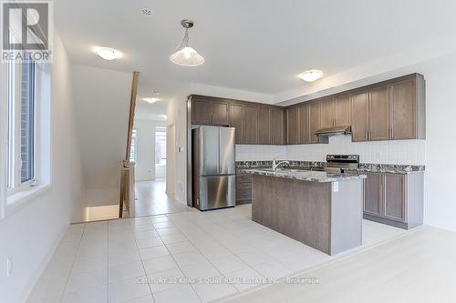 34 Sissons Way, Markham, ON - Indoor Photo Showing Kitchen