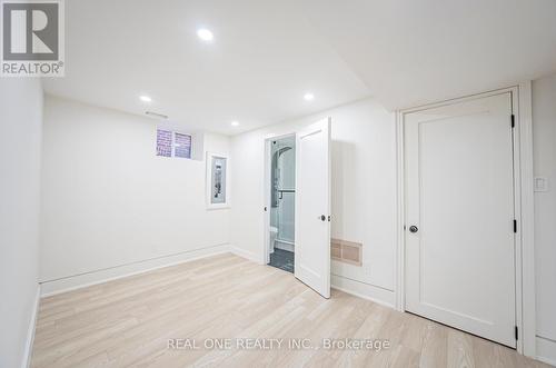 16 Mulberry Crescent, Toronto, ON - Indoor Photo Showing Other Room