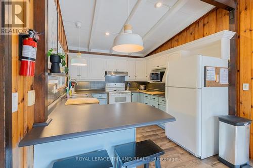 Well-appointed kitchen - 85417A Mcdonald Lane, Ashfield-Colborne-Wawanosh (Ashfield Twp), ON - Indoor Photo Showing Kitchen With Double Sink