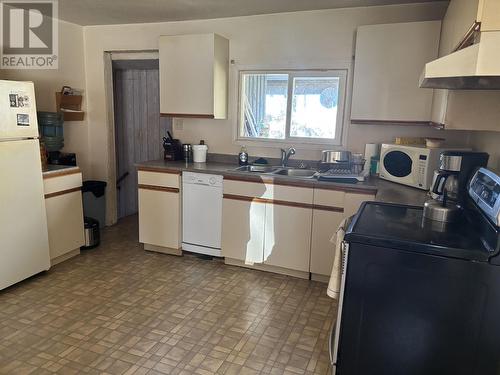 406 Richard Street, Williams Lake, BC - Indoor