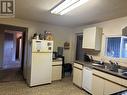 406 Richard Street, Williams Lake, BC  - Indoor Photo Showing Kitchen With Double Sink 