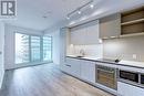 1909 - 1000 Portage Parkway, Vaughan, ON  - Indoor Photo Showing Kitchen With Upgraded Kitchen 