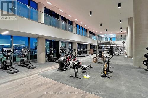 1909 - 1000 Portage Parkway, Vaughan, ON - Indoor Photo Showing Gym Room