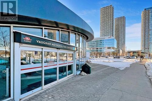 1909 - 1000 Portage Parkway, Vaughan, ON - Outdoor