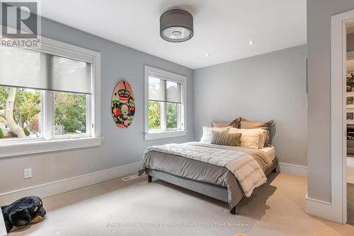 235 Bessborough Drive, Toronto, ON - Indoor Photo Showing Bedroom