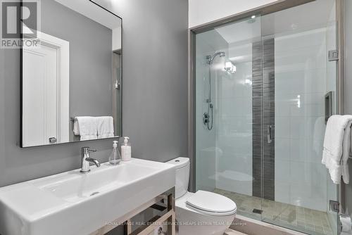 235 Bessborough Drive, Toronto, ON - Indoor Photo Showing Bathroom