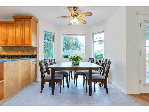 15291 28A Avenue, Surrey, colombie-britannique - Indoor Photo Showing Dining Room