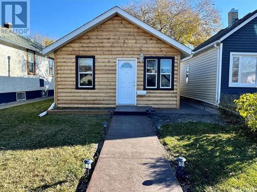 2131 Mcara Street, Regina, SK - Outdoor