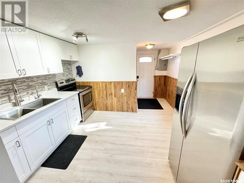 2131 Mcara Street, Regina, SK - Indoor Photo Showing Kitchen With Stainless Steel Kitchen With Double Sink