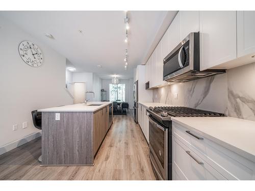 170 9718 161A Street, Surrey, BC - Indoor Photo Showing Kitchen With Upgraded Kitchen