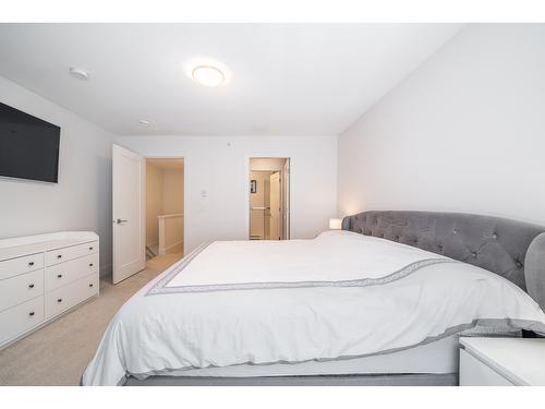 170 9718 161A Street, Surrey, BC - Indoor Photo Showing Bedroom