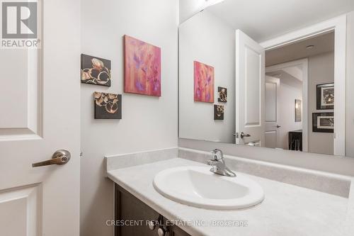 206 - 250 Royal York Road, Toronto, ON - Indoor Photo Showing Bathroom