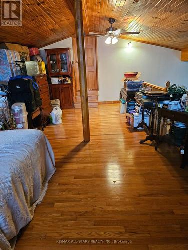 1007 Dewey Street, Highlands East, ON - Indoor Photo Showing Other Room