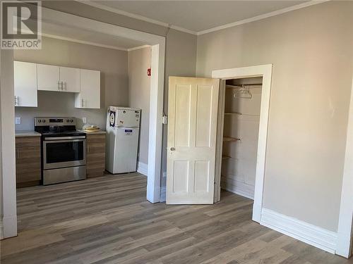 265 & 267 Cedar Street, Sudbury, ON - Indoor Photo Showing Kitchen